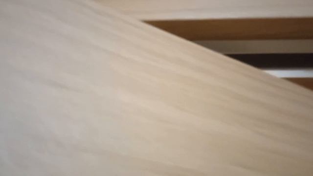 Установили дверь-книжку в бане