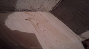 Штукатурка  стен по ниткам  и отвесам.