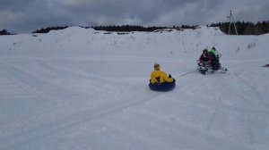 Снегоход покатушки на ватрушках. Yamaha 500. Зимние развлечение и активный отдых на тюбингах 2024г
