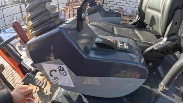 Обзор Мини-Экскаватора Shanding SD17E. Телефон для связи и за смотреть онлайн