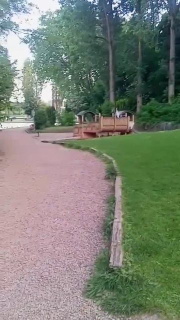 Новые газонокосилки в парке смотреть онлайн