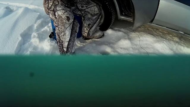 Ловля осторожного окуня на мелкую мормышку. смотреть онлайн