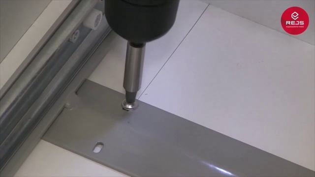 Видеоинструкция по установке угловых механизмов Rejs Corner Comfort Evo смотреть онлайн