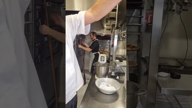 Меренговый рулет от Александра Селезнева