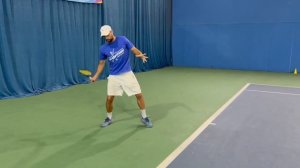 Как улучшить удар справа в теннисе — 3 ключевых совета | Урок с Milan Krnjitin