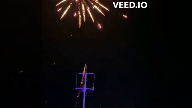 Дискотека на теплоходе Сочи-14 с салютом. Лазаревское смотреть онлайн