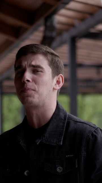 Азнаур Аслануков - Огонь любви смотреть онлайн