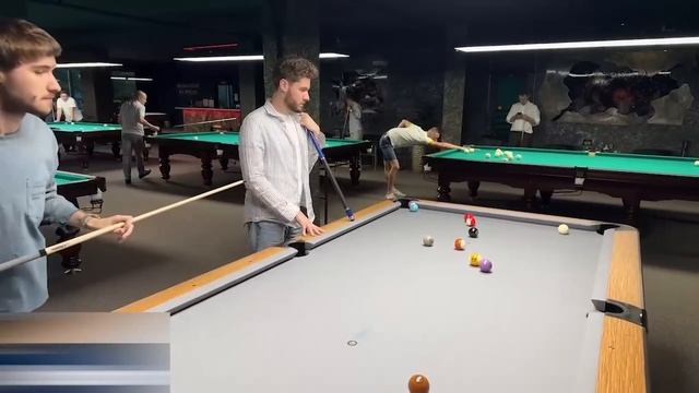 УГАРНЫЙ ТУРНИР ПО БИЛЬЯРДУ НА ДЕНЬГИ!