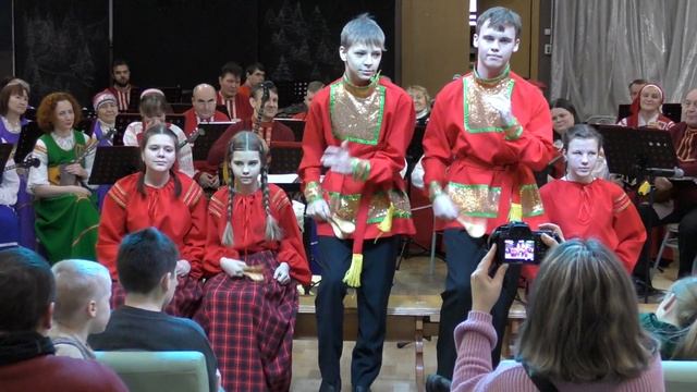 13 Русская кадриль. Концертный ансамбль ложкарей Не