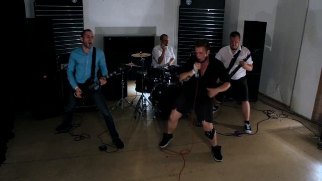 ФЭН - Бросаясь В Никуда смотреть онлайн