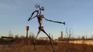 Сиреноголовый против Картун Кэт в реальной жизни.