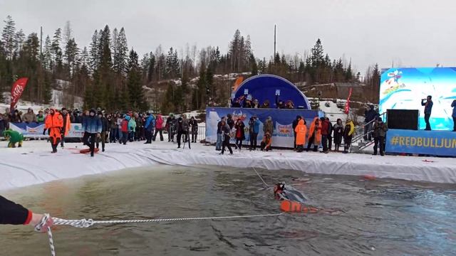 "Тоторо" на "Red Bull Jump&Freeze" (Прыгни и замерзни)- 2021 смотреть онлайн