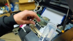 Epson l3270 как чистить печатающую головку?