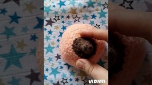 Как сцедить молозиво руками. Сцеживание молока руками