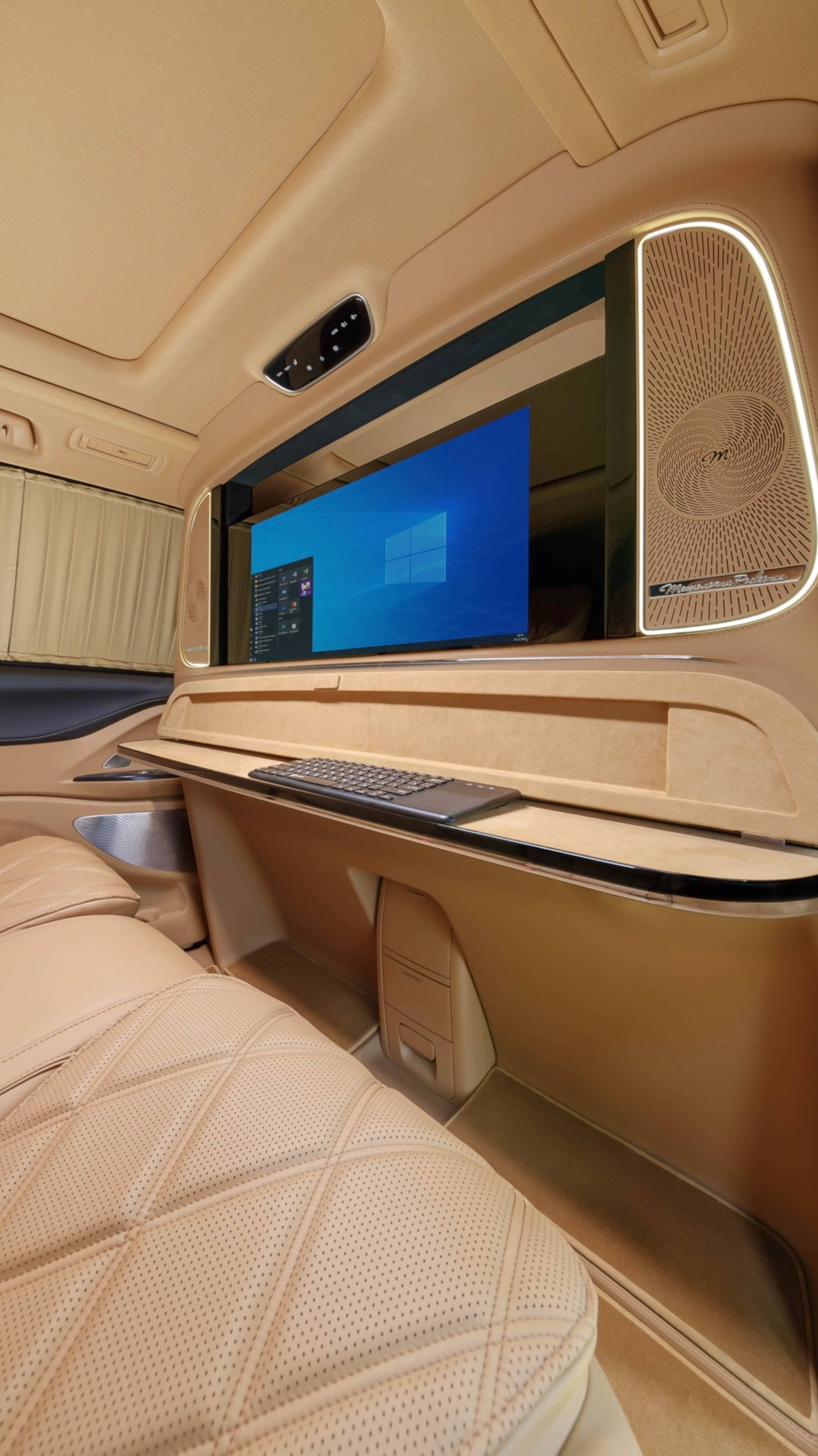 Эксклюзивный VIP-салон на базе микроавтобуса Voyah Dream