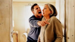 СЫН ВЫГНАЛ СВОЮ МАТЬ ИЗ ДОМА... Не Зная, Что У Неё Была С?