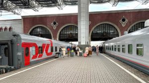 ПОЕЗД 102М МОСКВА АДЛЕР и ПОЕЗД 36С МИЧУРИНСК ЛАЗАРЕВСКОЕ В КУПЕ НА МОРЕ НА ПОЕЗДЕ СОЧИ СНЯЛИ ХАТУ