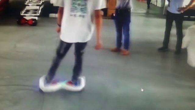 Первый героскутер уау смотреть онлайн