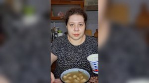 Мукбанг с мужем/Пельмени с бульоном