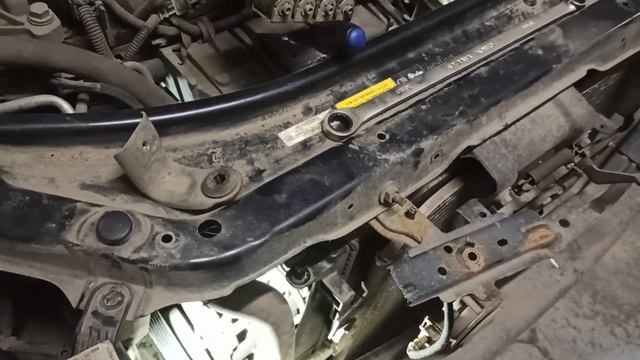 Снятие генератора Nissan Almera G15, 2013г.в., 1.6, МКПП смотреть онлайн