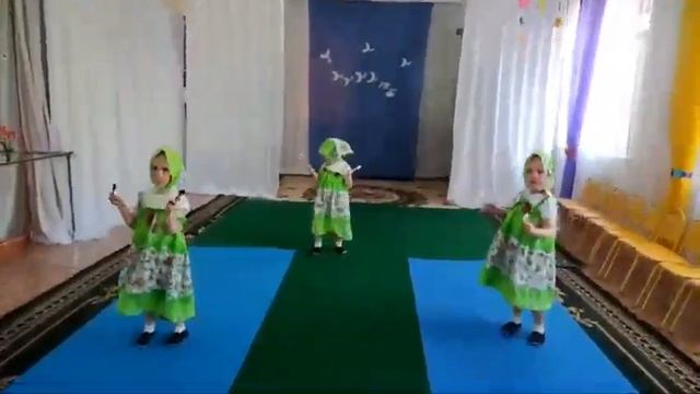 русский народный танец "Матрёшки" смотреть онлайн