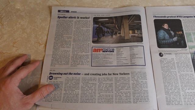 Читаем заголовки американской газеты Metro New York