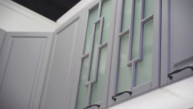 КОЛЛЕКЦИЯ «ГАРДА» В ОТТЕНКЕ СЕРЫЙ ЭМАЛИТ смотреть онлайн