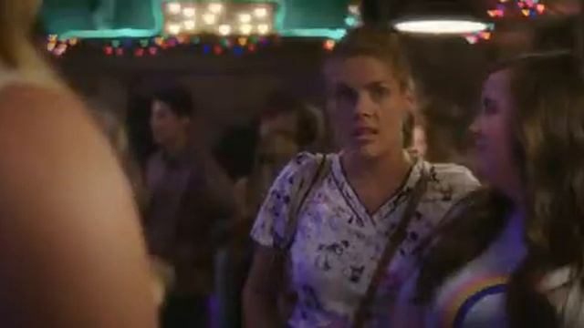 Красотка на всю голову смотреть онлайн