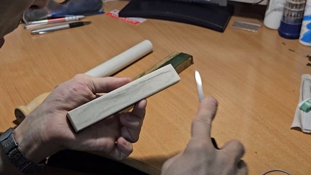 Правка ножа.