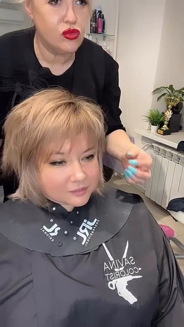 Короткий Каскад для полного, круглого лица👍 смотреть онлайн