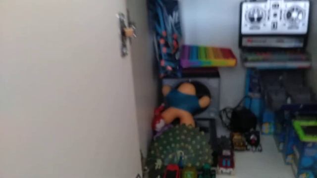 полки игрушек смотреть онлайн