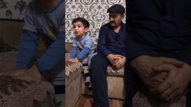 Бабушка и внук , ругаются 🤣