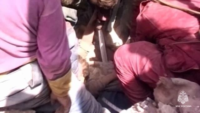 30 лет назад произошло землетрясение в Нефтегорске. Вспоминают спасатели смотреть онлайн