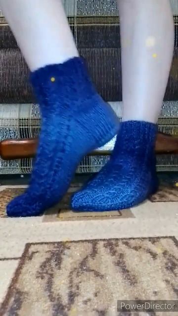 Красивые вязанные носки. Beautiful knitted socks #shorts смотреть онлайн