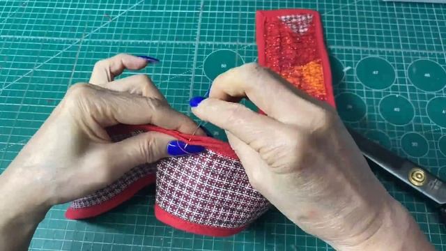 ШЬЁМ ЛОСКУТНЫЕ ТЮБЕТЕЙКИ С МОНЕТАМИНА САБАНТУЙ