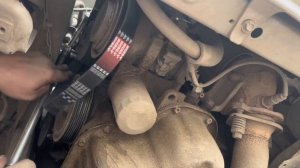 Как заменить ремень навесного оборудования