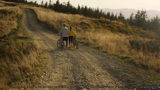 От этих видов под эту музыку мурашки - URLauB -- Phillip Gross -- HoLiDaYS