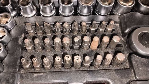 Обзор инструмента Rockforce 216 предметов