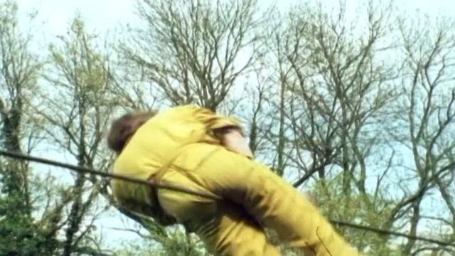 24_DOC: ЧЕЛОВЕК НА ПРОВОЛОКЕ смотреть онлайн