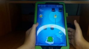 Играю в игру Cut the rope (Ам ням). Пройденные уровни ( 16 глава 10-25).