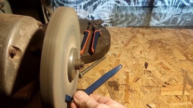 Это возможно затачиваем затупившийся BIC на станке нов? смотреть онлайн