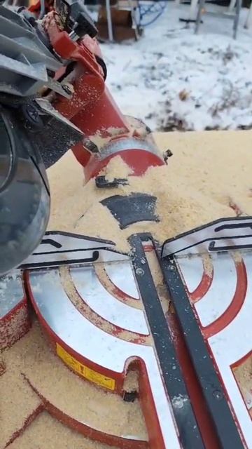 ОСОБЕННОСТИ МОЕЙ ТОРЦЕВОЙ ПИЛЫ #строительство #дача #с смотреть онлайн