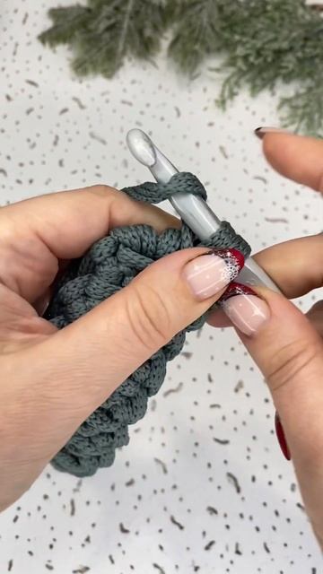НЕ УСТАЮ ЕГО ВЯЗАТЬ. Идеальный плоский шнур крючком ДЛЯ СУМКИ / Crochet bag handle смотреть онлайн