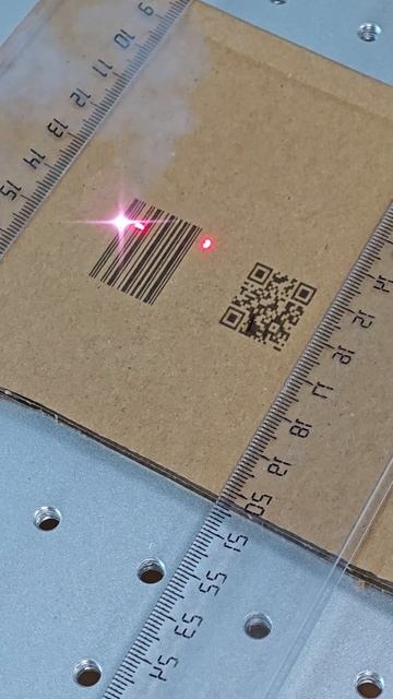 Настольный волоконный лазерный гравер маркиратор LMD F2 смотреть онлайн