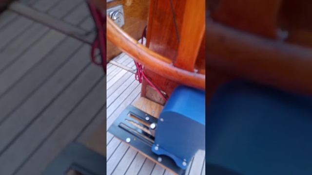 Test run of Pypilot / пробуем авторулевой на малом ходу смотреть онлайн