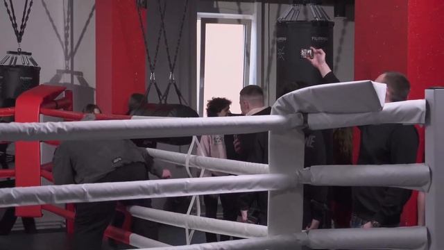 БОЙ АРТЕМ ГРАФ VS МАФАНЯ