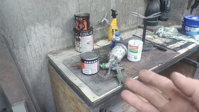 Покраска ворот краской с молотковым эффектом,немножк?