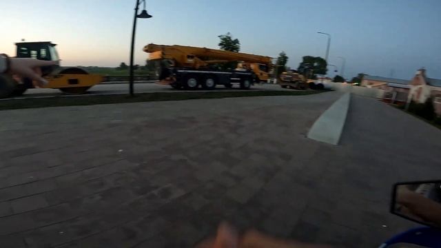 АТМОСФЕРНЫЕ ПОКАТУШКИ ПО ГОРОДУ на ЭНДУРИКЕ ! смотреть онлайн