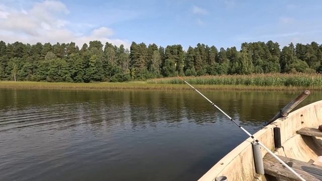 Рыбалка на озере Лемболово 🚣 ВСЁ ПОШЛО НЕ ПО ПЛАНУ !!! смотреть онлайн