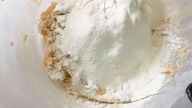 Пирог со сливами с песочно - дрожжевого теста🥰 Plum Pie Wit